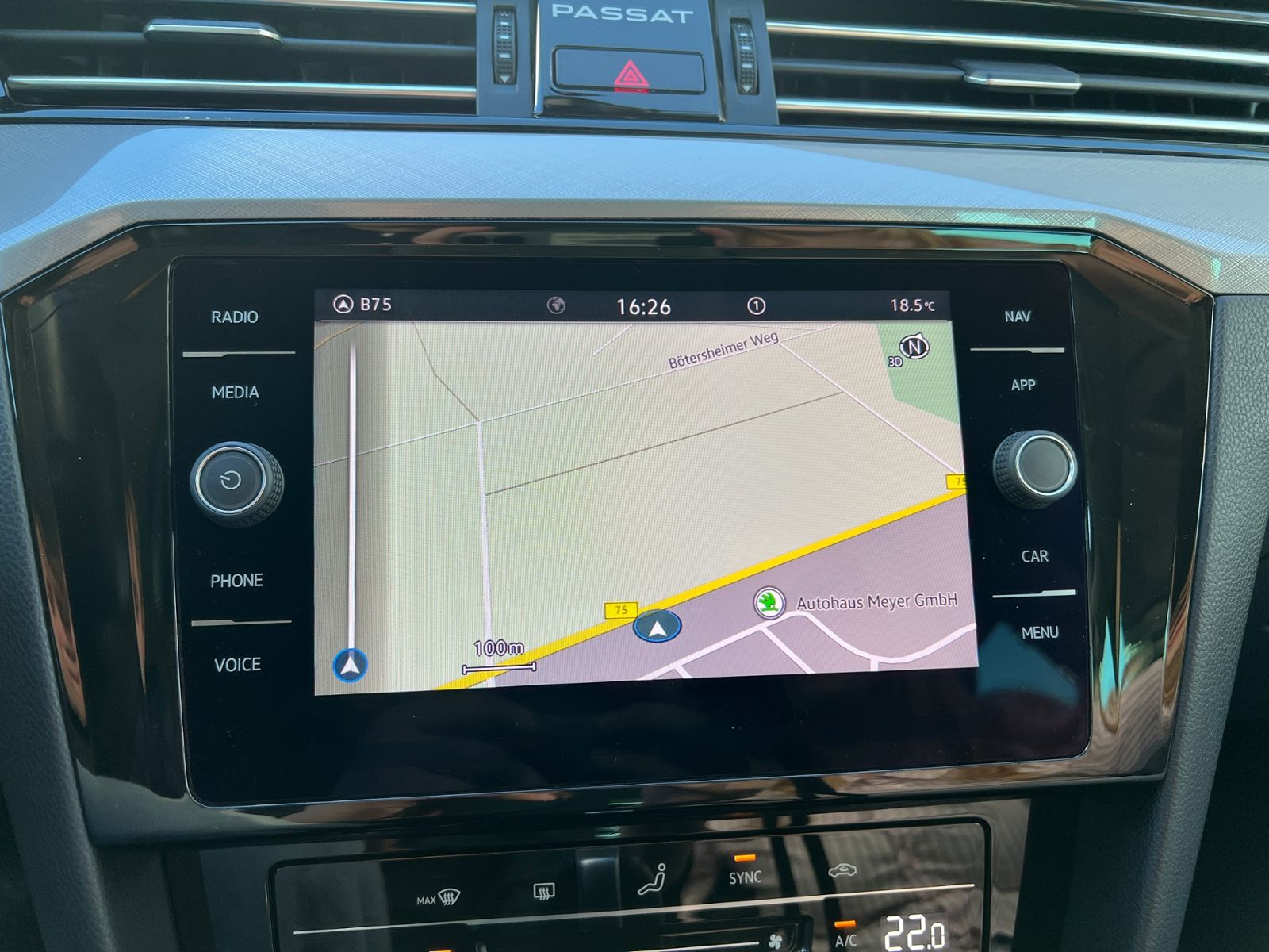 Fahrzeugabbildung Volkswagen Passat Variant Business 2.0 TDI DSG *AHK, LED, A