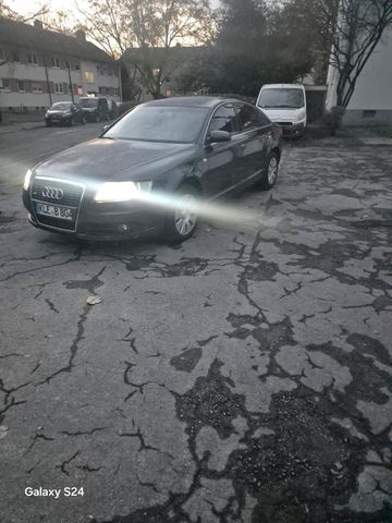 Audi A6 3,2 FSI S Line 8 fachbereift