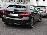 BMW 118i Advantage Navi Autom. PDC Sitzheizung - BMW Gebrauchtwagen von 2022