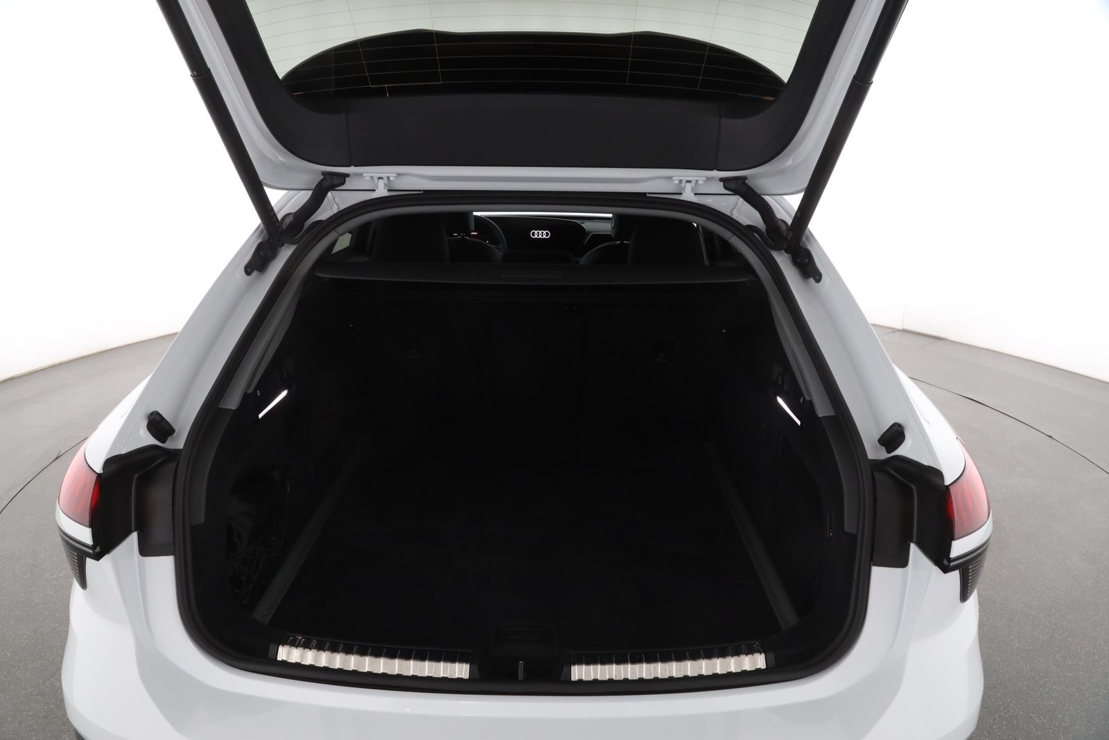 Audi A6 - Bild 10