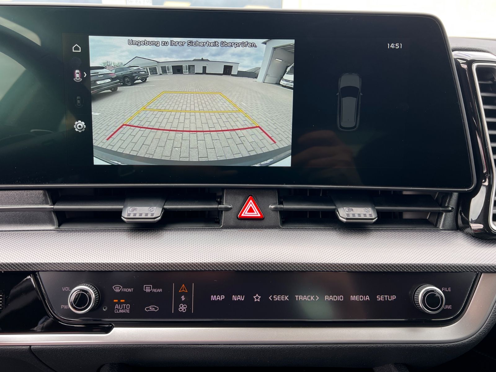Fahrzeugabbildung Kia SPORTAGE 1.6T 48V 2WD DCT ULTIMATE EDITION