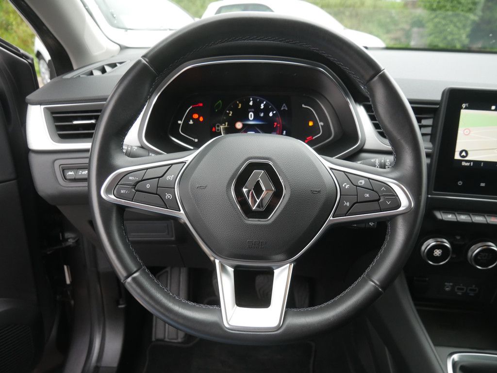 Fahrzeugabbildung Renault Captur Intens TCe 130 SHZ KAMERA NAVI AHK LED