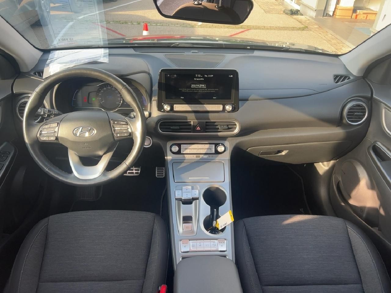 Fahrzeugabbildung Hyundai Kona Style Elektro 2WD