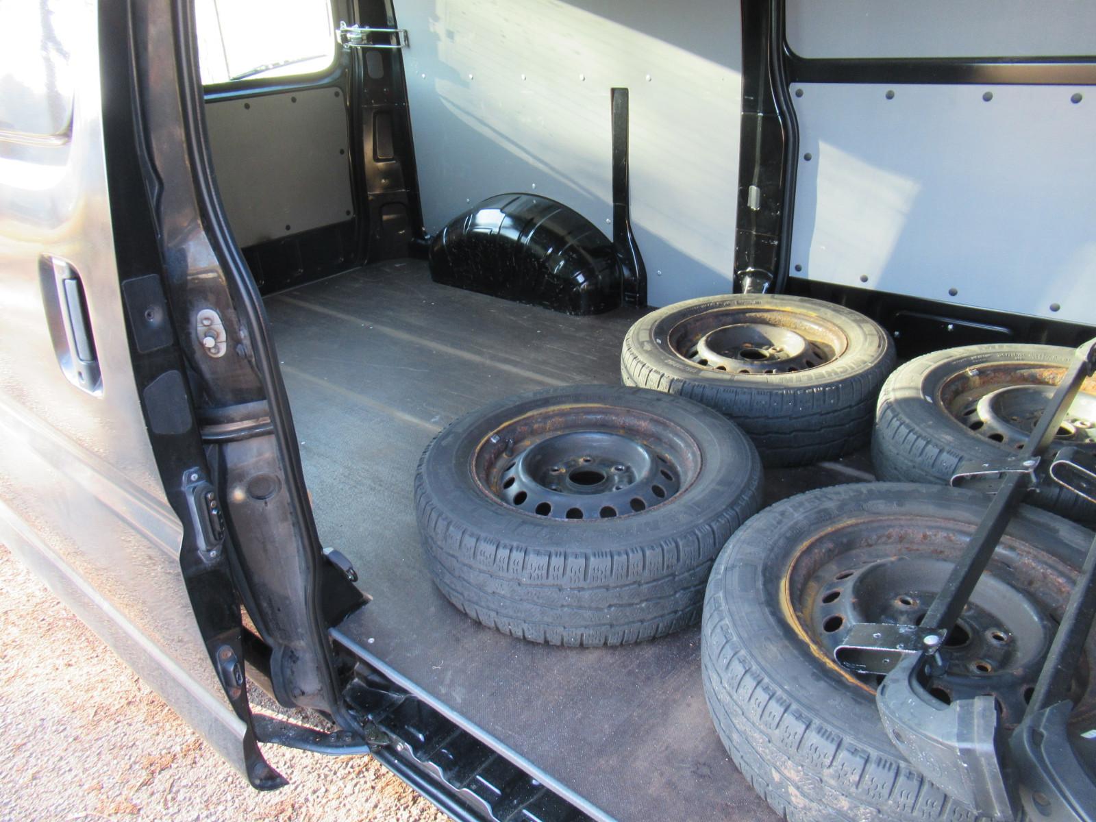 Toyota Hiace Camper 2.5 D4-D lang/2.Hd/Autom./Klima/SHZ
