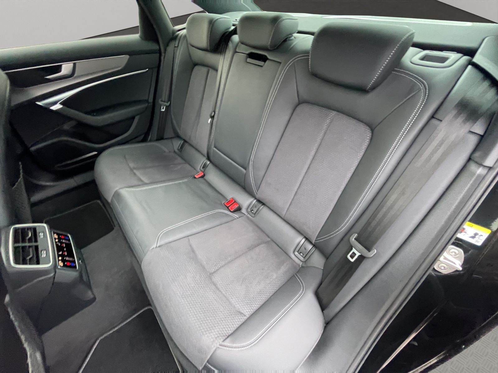 Audi S6 - Bild 19