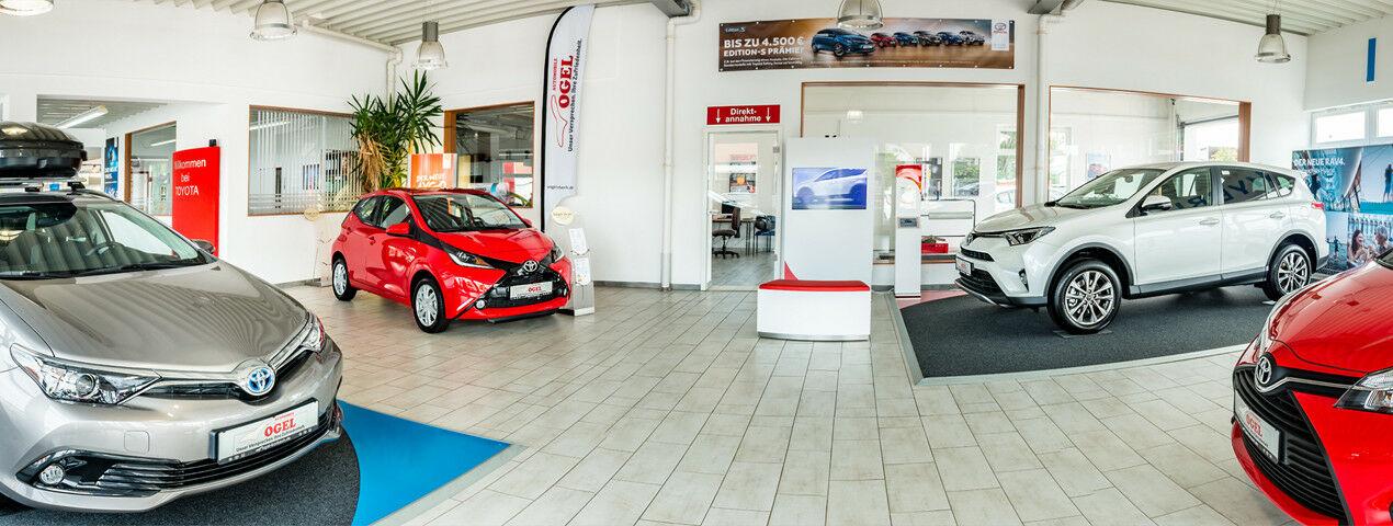 showroom-image-bottom