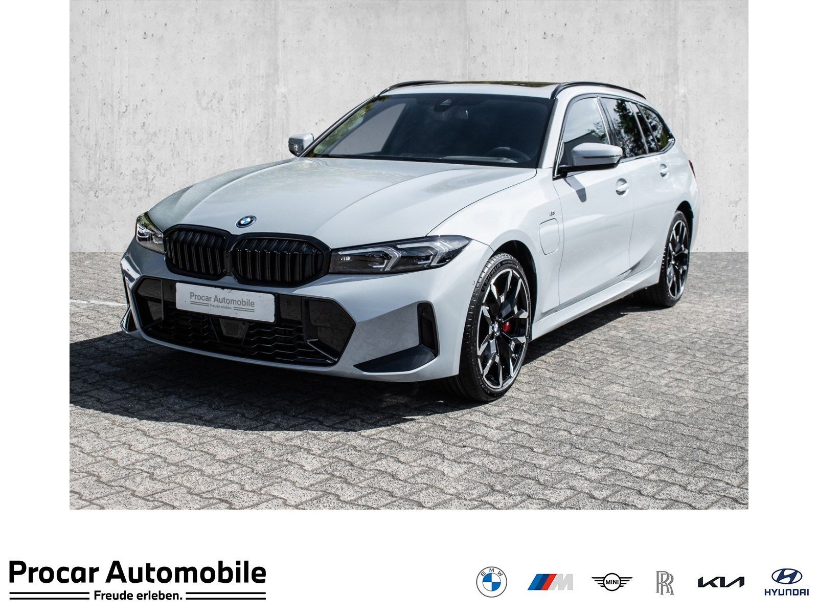 BMW 330e xDrive MSport HUD PANO ACC RFK LM H/K