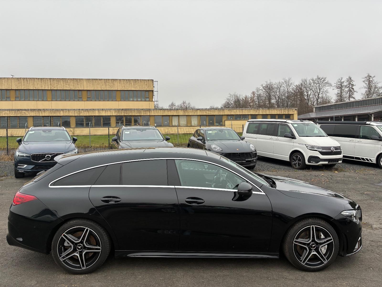 Mercedes-Benz CLA 35 AMG Shooting Brake 4Matic Multibeam Pano