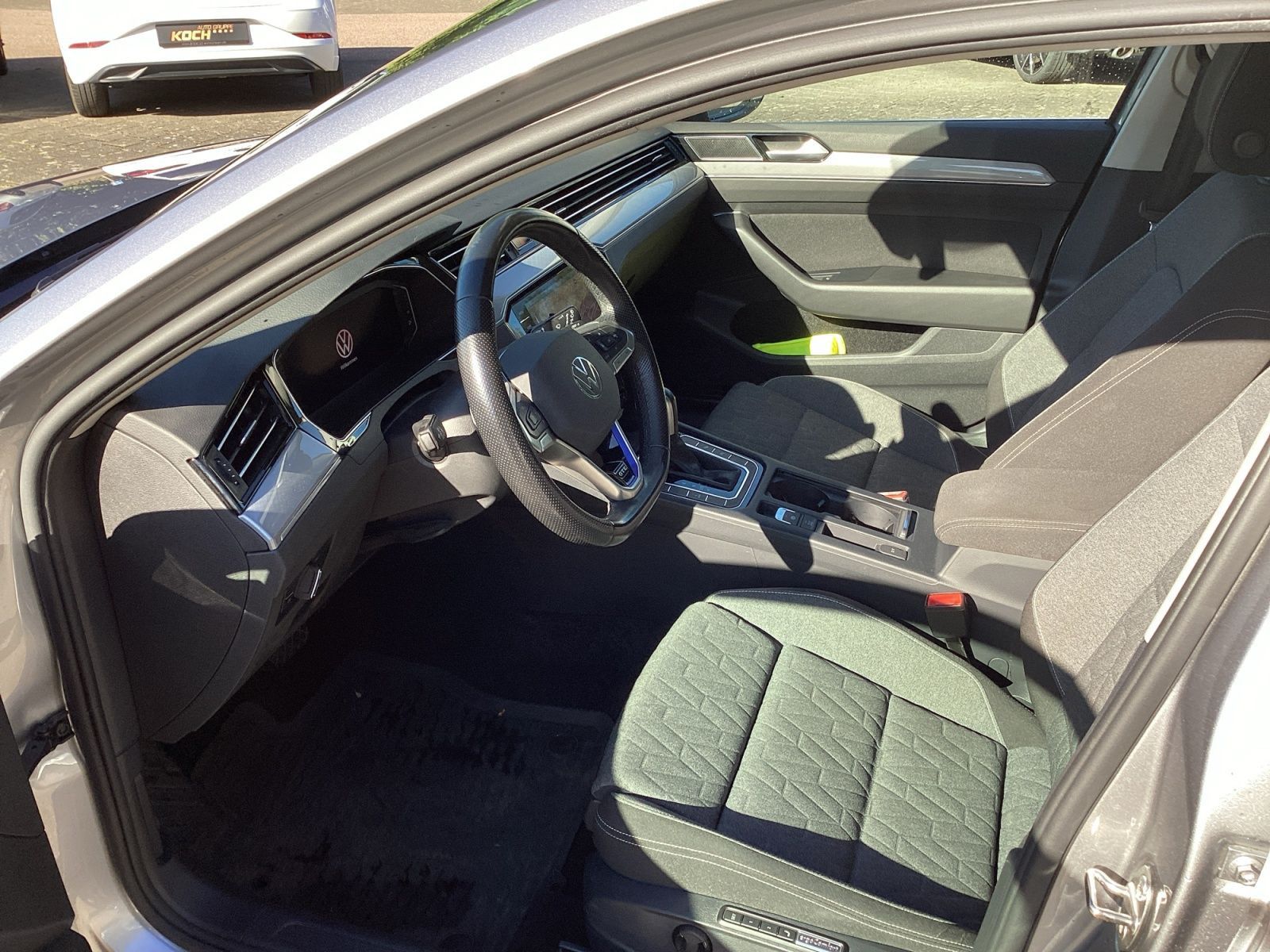 Volkswagen Passat Variant - Bild 10
