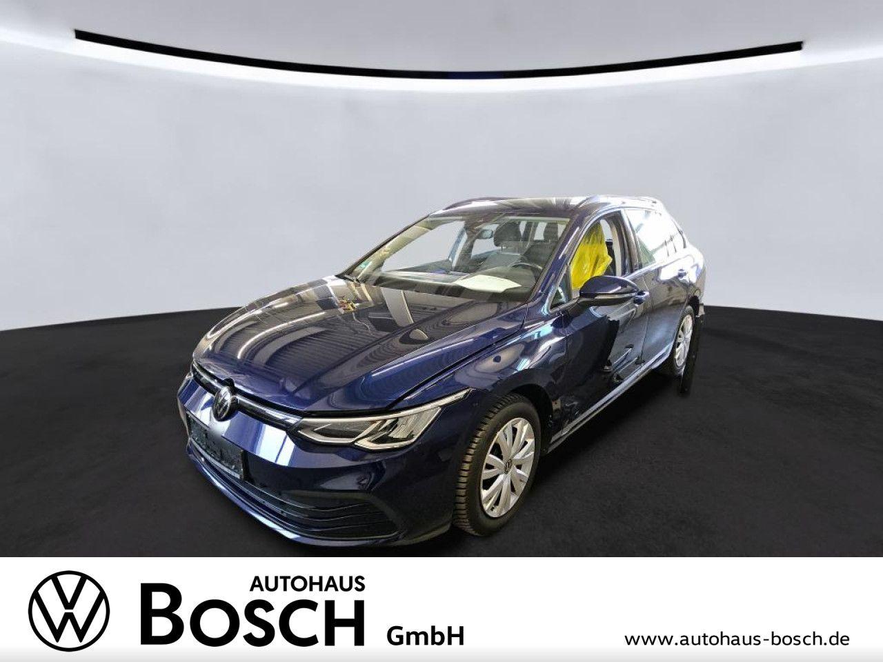 Volkswagen Golf VIII Variant 1.0 TSI Life 1,99% Navi SHZ