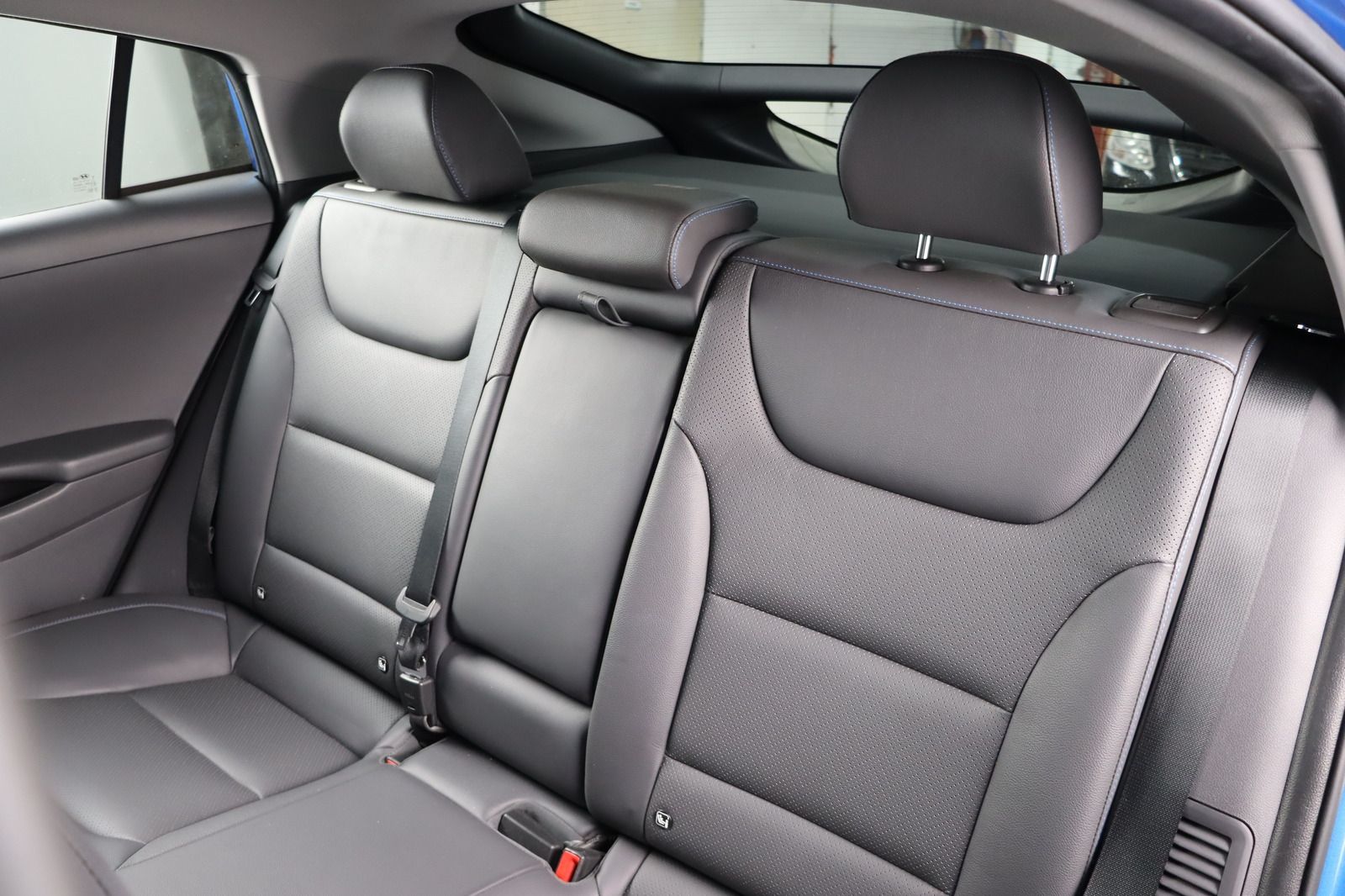 Fahrzeugabbildung Hyundai IONIQ * Memory * Sitzhzg./-lüftung Premium Plug-