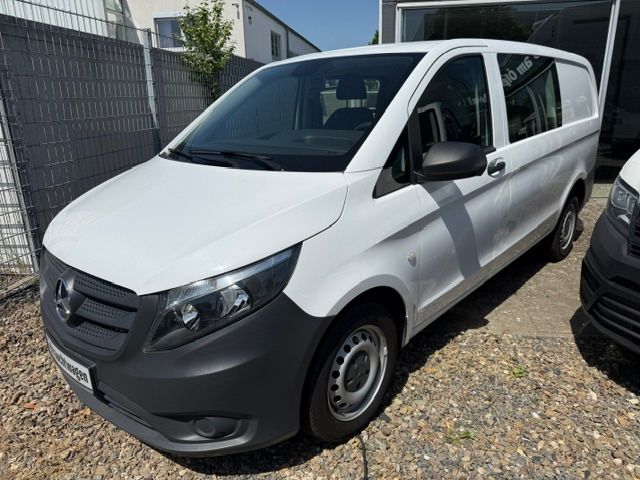 Image of Mercedes-Benz Vito