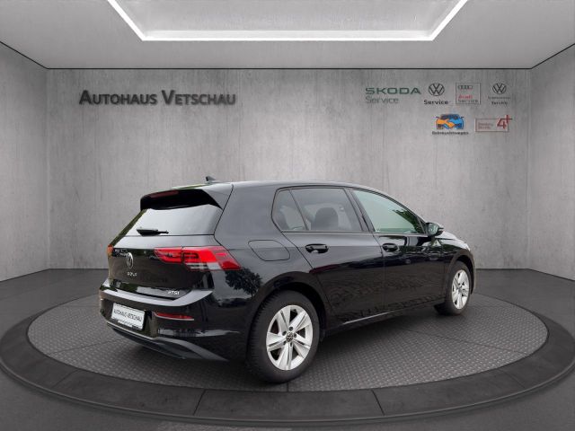 Golf VIII Life 1.5 eTSI DSG/NAVI/L+S/SHZ/LED/