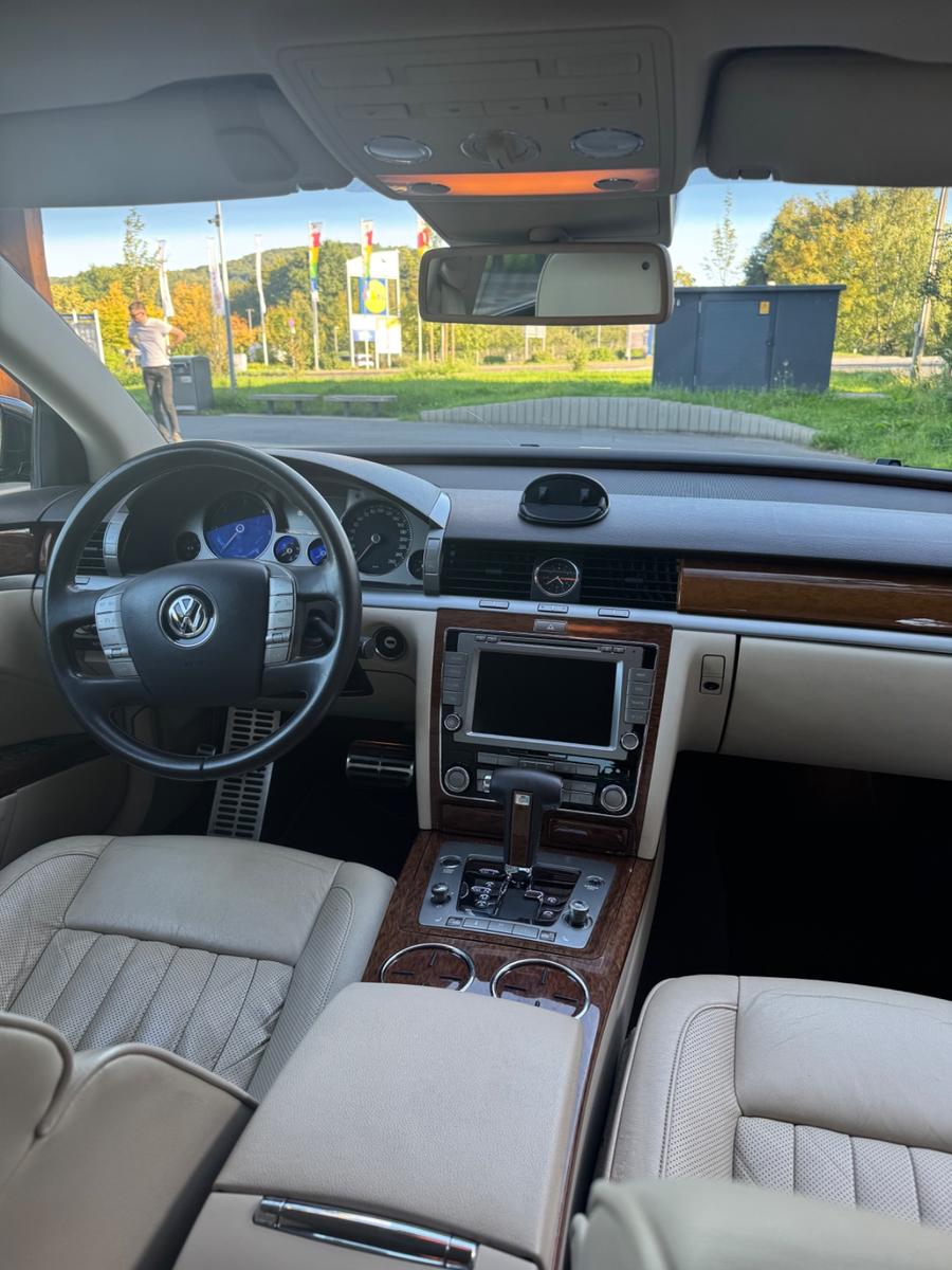 Volkswagen Phaeton 3.0 V6 TDI lang 4MOT. Tiptronic 5-Si...
