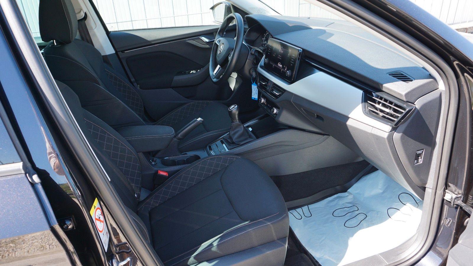 Fahrzeugabbildung SKODA Scala Ambition, Kamera, Navi, CarPlay, AHK