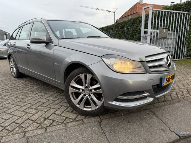 Mercedes-Benz C 180 Estate automatik AVANTGARDE NAVI/LEER/CRUI