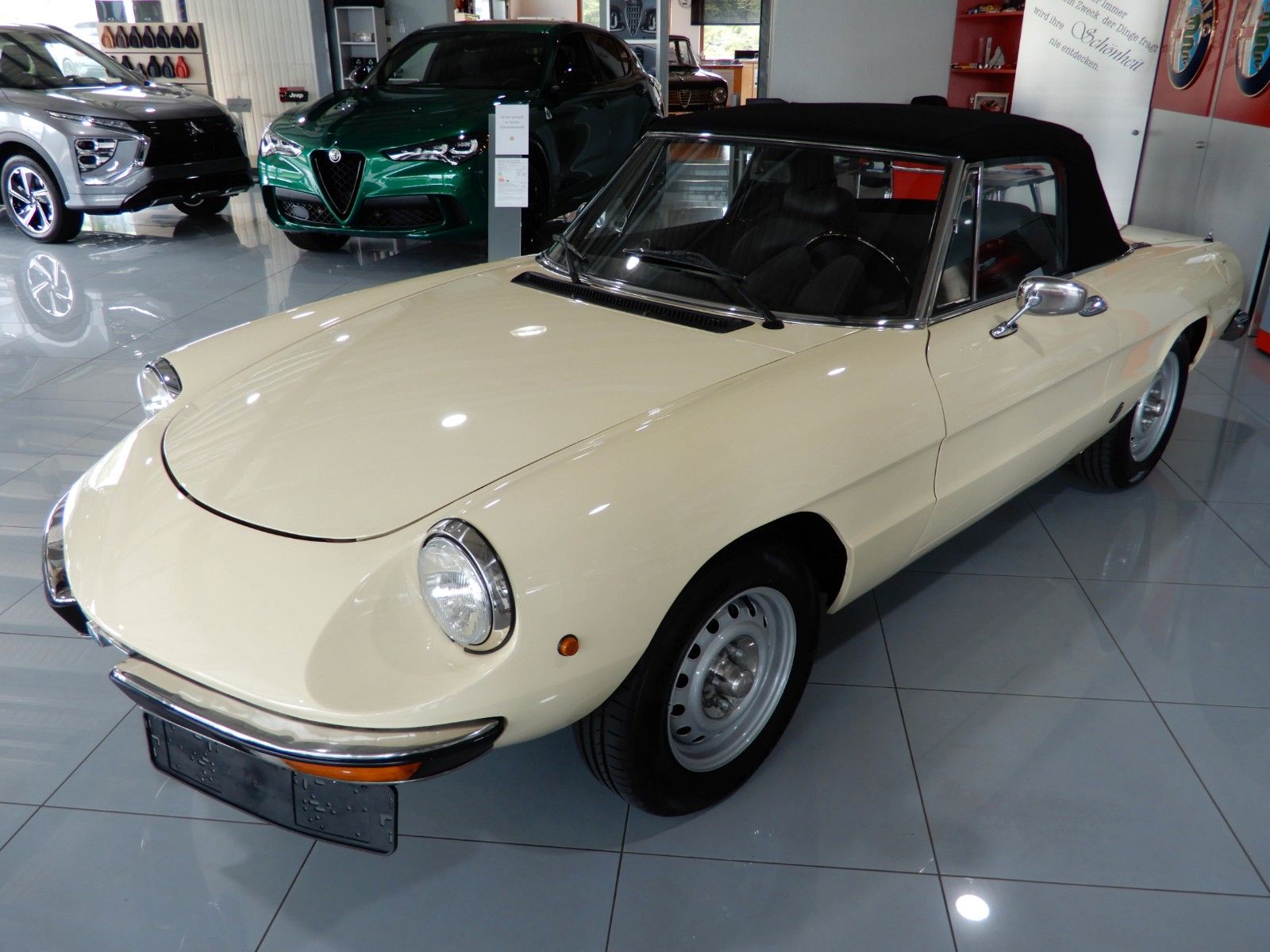 Fahrzeugabbildung Alfa Romeo Spider 1,6 Fastback TRAUMZUSTAND