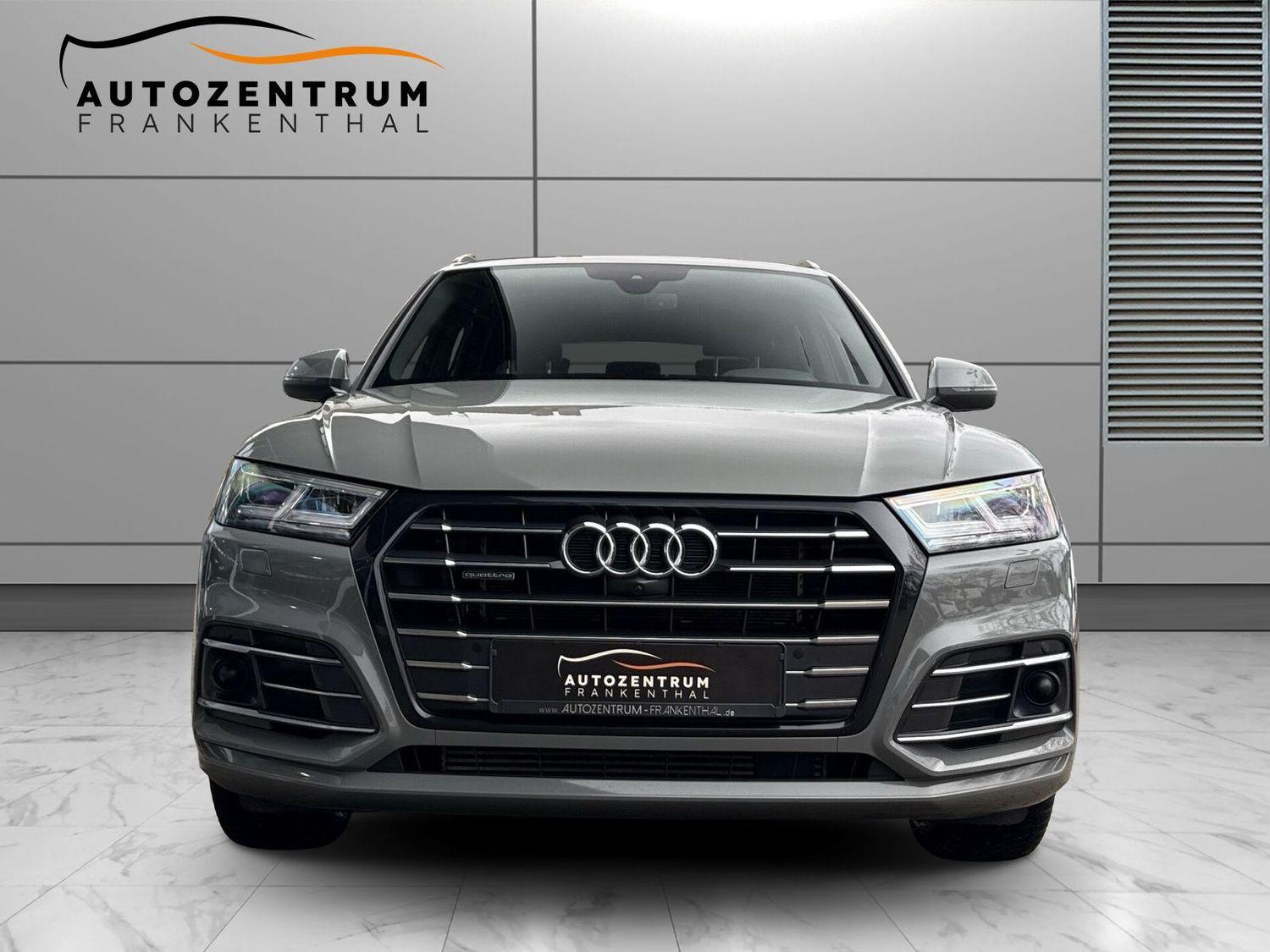 Audi Q5 55 TFSI e quattro S-LINE ACC KEYLESS 