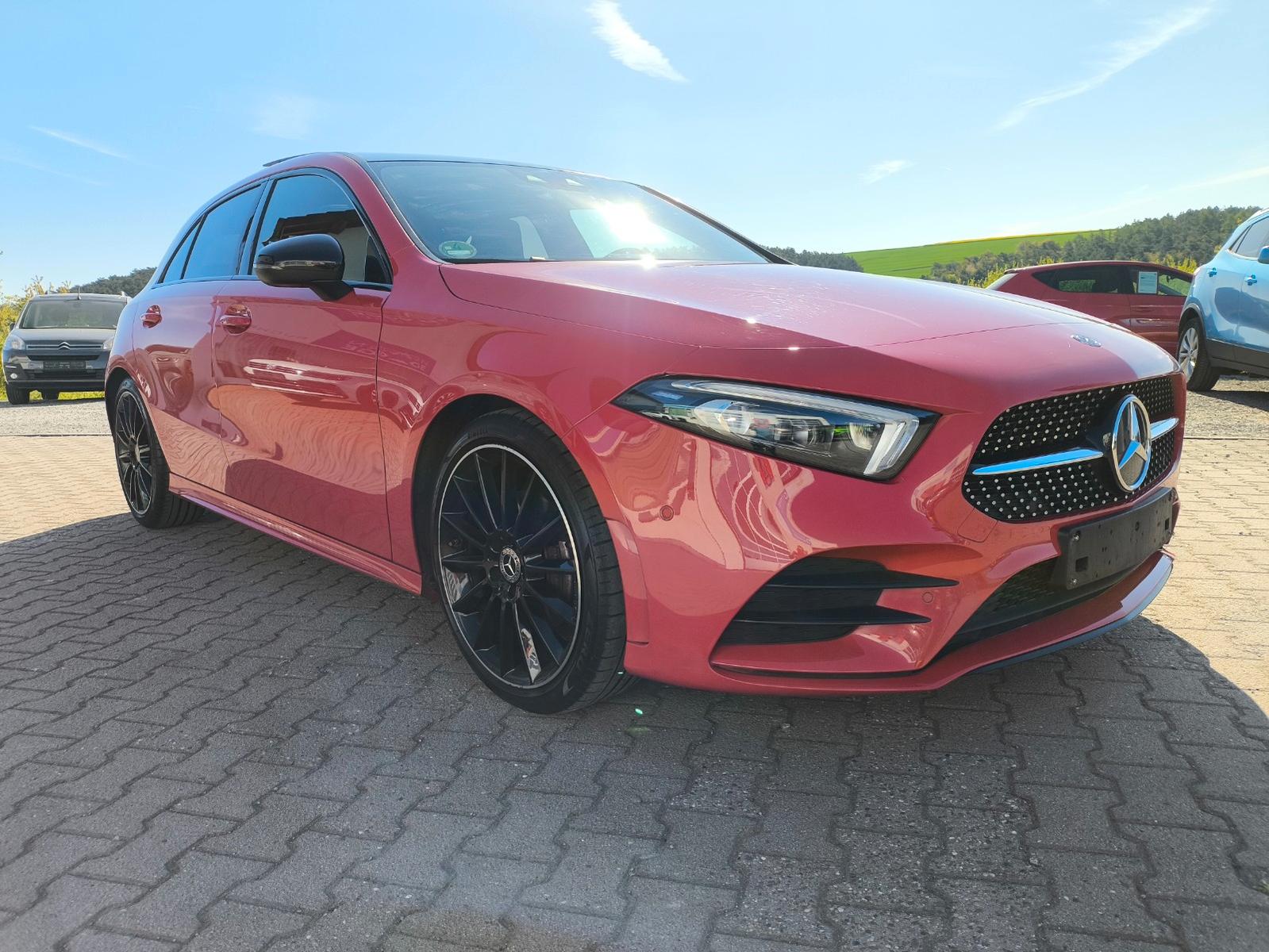 Mercedes-Benz A 200 AMG-Line 1. Hand Panorama Ambiente 19" Alu