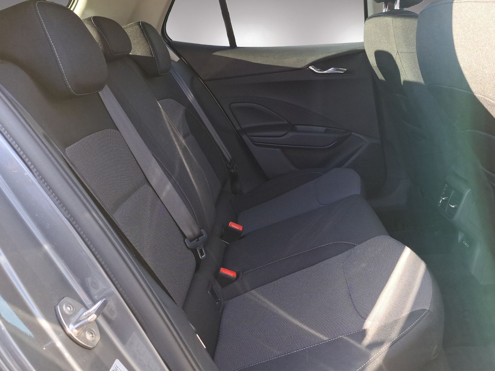 Fabia Drive 1.0 TSI DSG ACC SHZ PDC Kamera