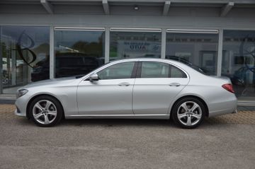 Mercedes E 220 - 2