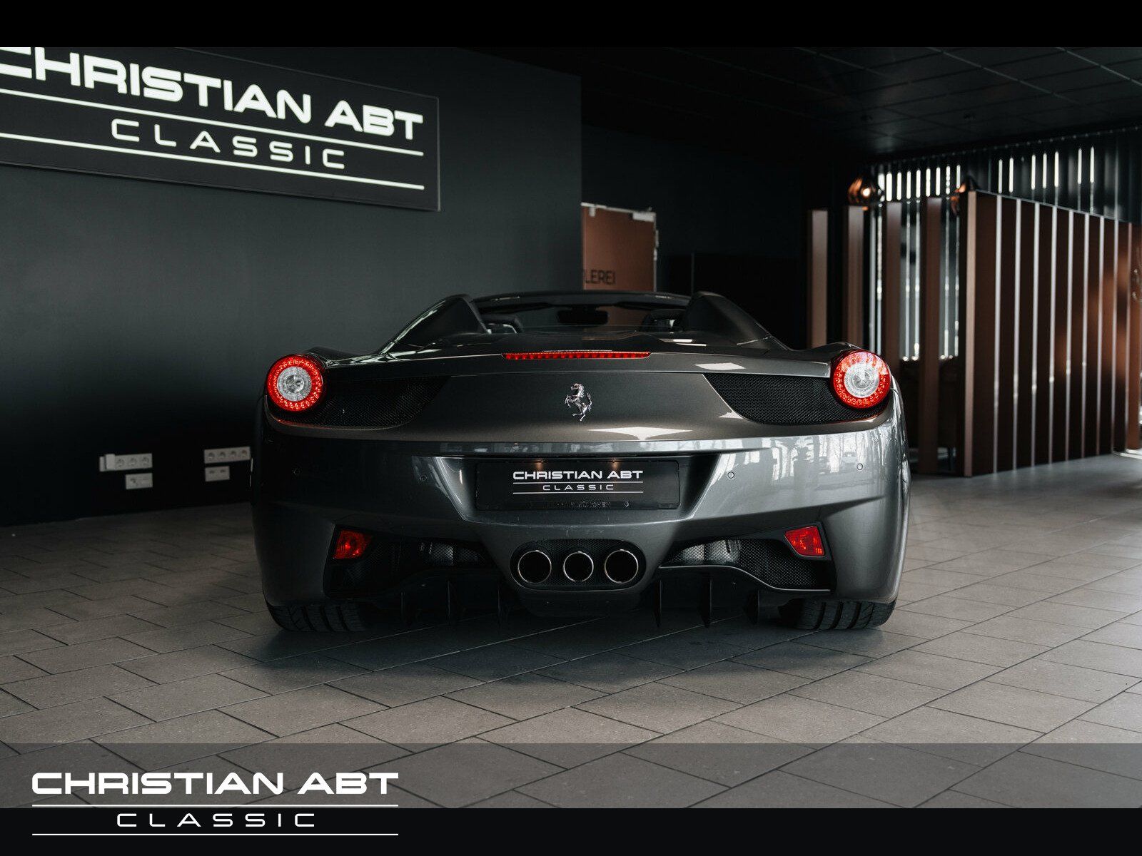 Fahrzeugabbildung Ferrari 458 Spider Lift Daytona Carbon Power15