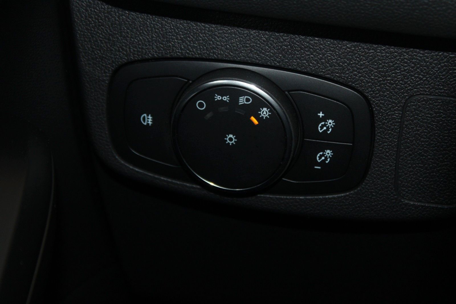 Fahrzeugabbildung Ford Focus ST X Aut. Matrix-LED HUD B&O WinterPak uvm