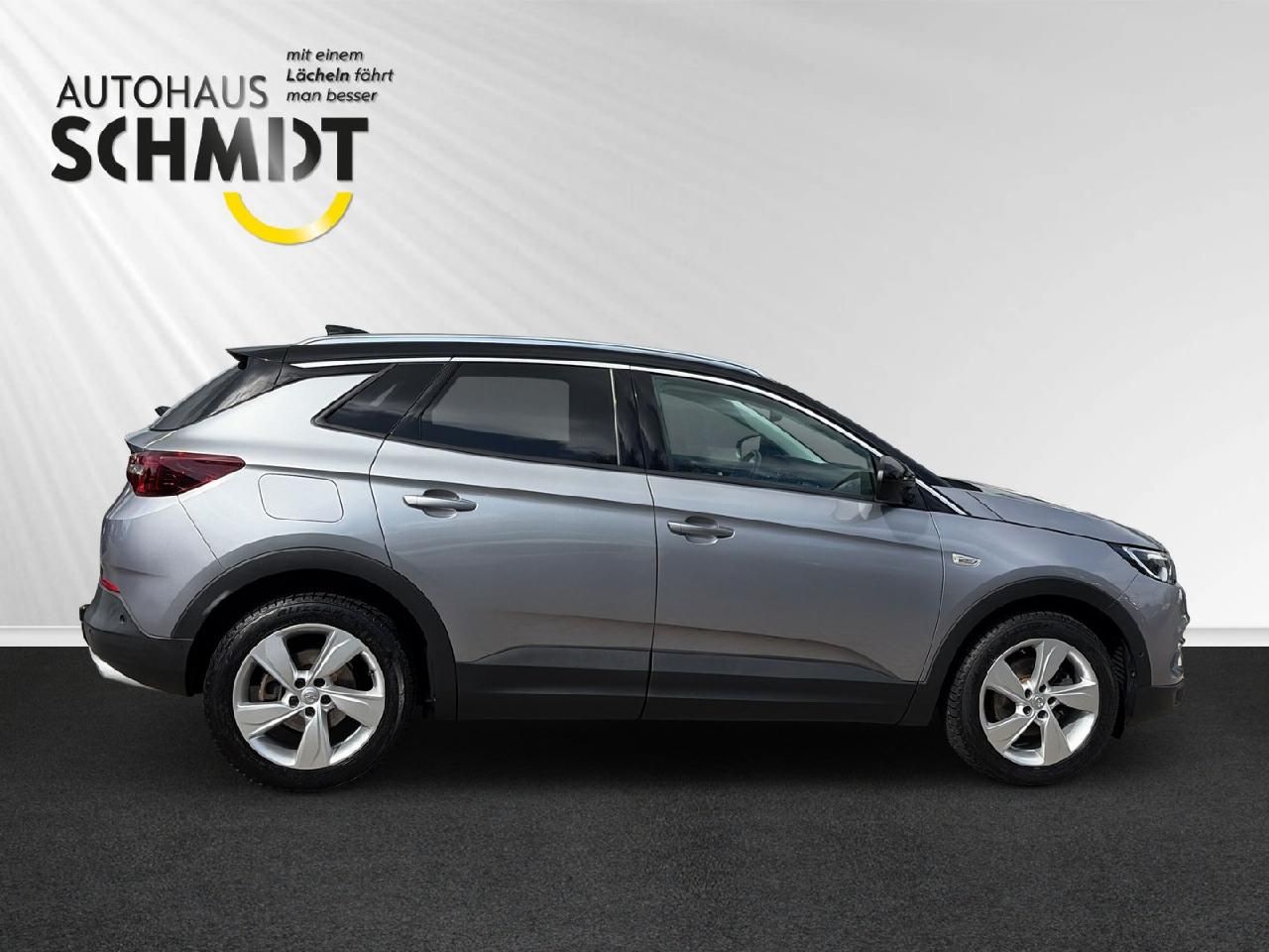 Fahrzeugabbildung Opel Grandland 2,0 Ultimate Automatik