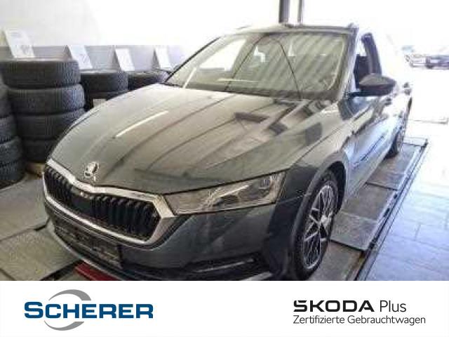 Skoda Octavia Combi Clever 1.5 TSI MATRIX NAVI RFK SHZ