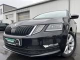 Skoda Octavia Combi 2.0 TDI DSG Tour 116€ m. 20% Anzah - Skoda Octavia: Tour
