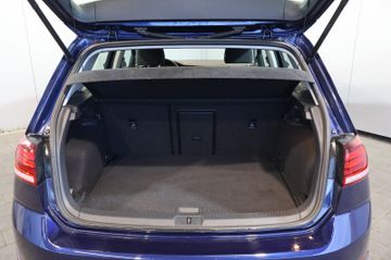 Volkswagen Golf VII 2.0 TDI Comfortline AID+ACC+MASSAGE+ALU