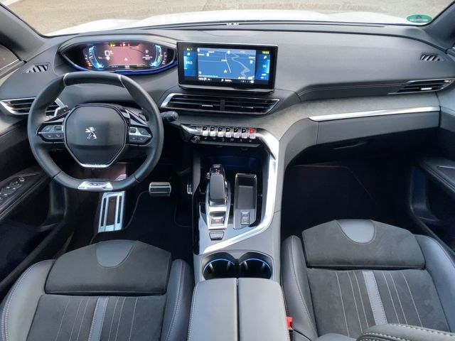 3008 Hybrid4 300