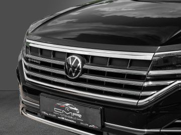 Volkswagen Touareg - 11
