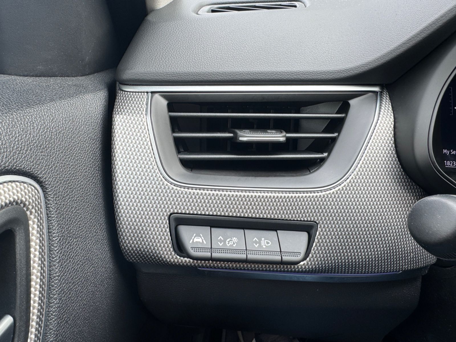 Fahrzeugabbildung Renault Arkana Intens E-Tech LED+NAVI+ACC+Kamera