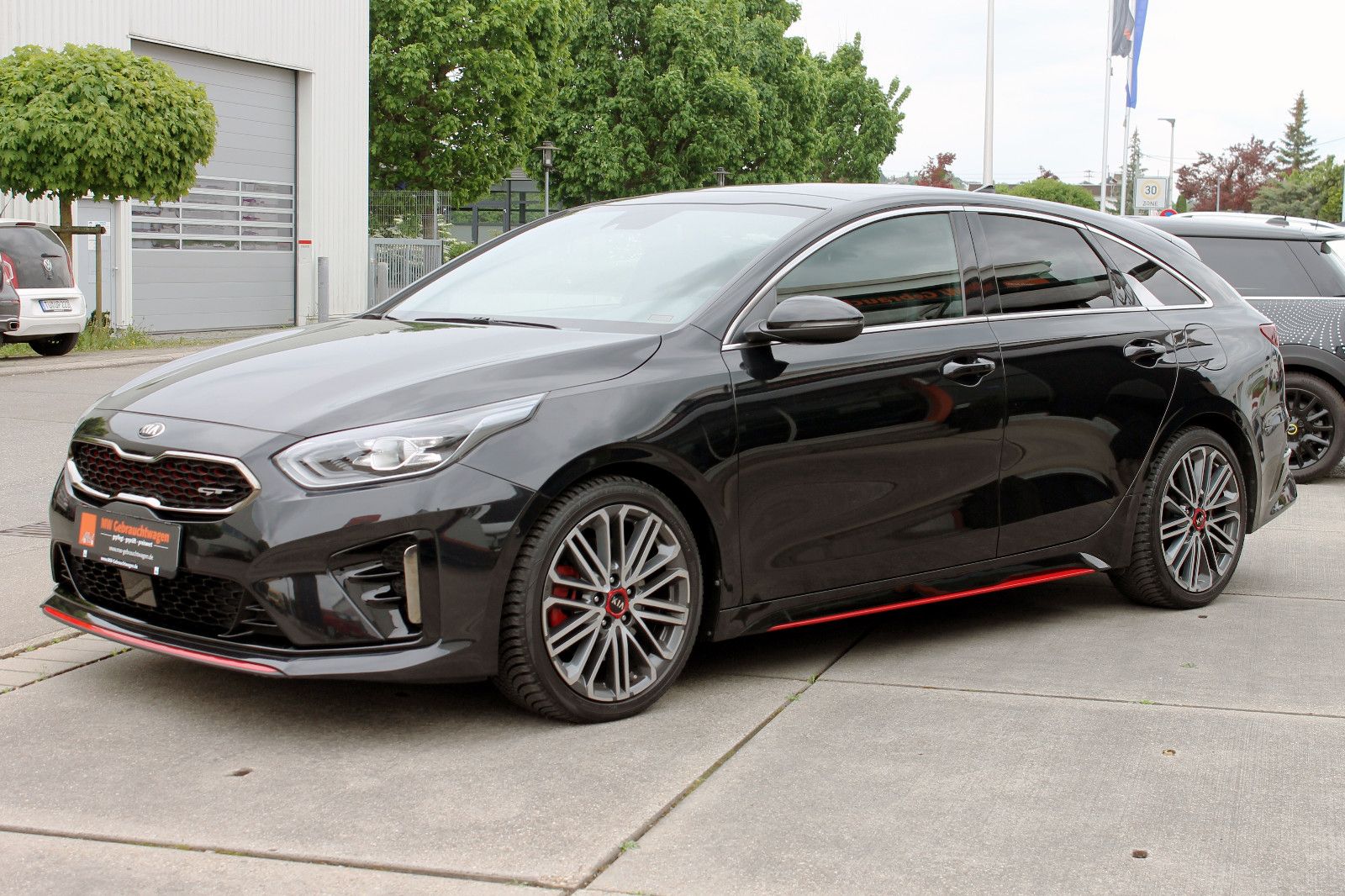 Fahrzeugabbildung Kia pro cee'd GT 1.6TGDI ACC KAM eGSD PDC CarPlay BT