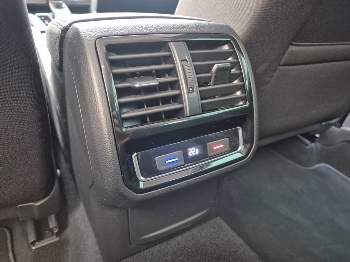 Volkswagen Passat 1.5 TSI DSG Business Navi ACC AHK, миниатюра 17