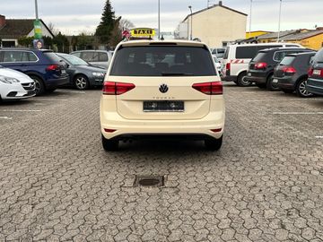 Volkswagen Touran Taxi 2,0l TDI 150 PS 7-Gang-DSG