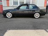 BMW E30 320i - BMW: Coupe, E30