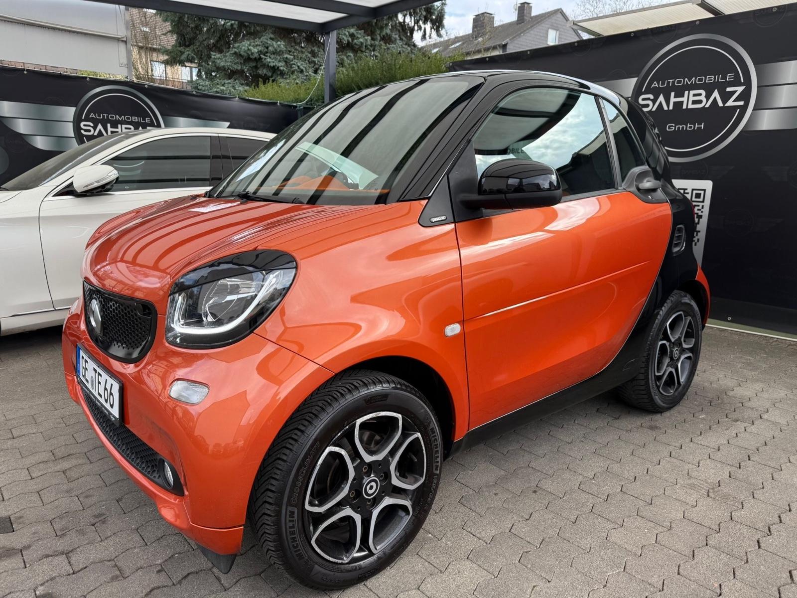 Smart ForTwo fortwo coupe *NAVI*APPLE CARPLY*SHZ*TEMPO