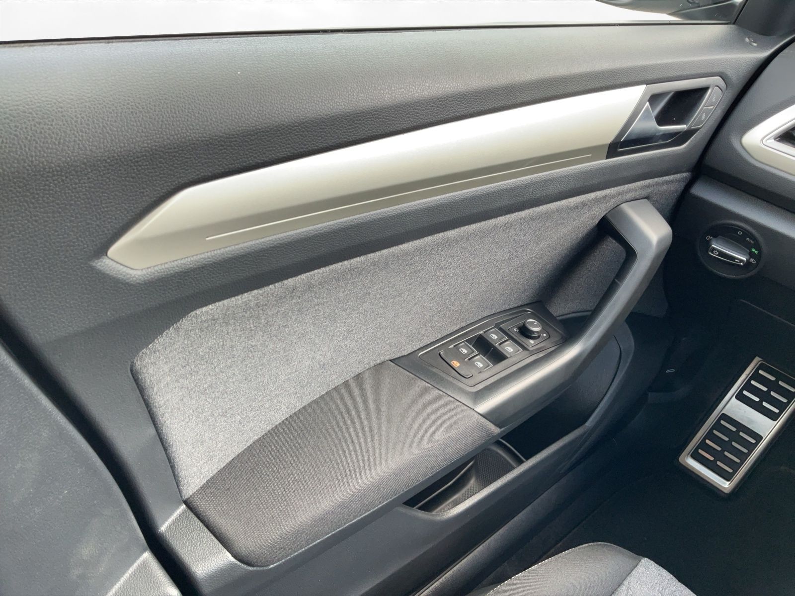 Volkswagen T-Roc - Bild 10