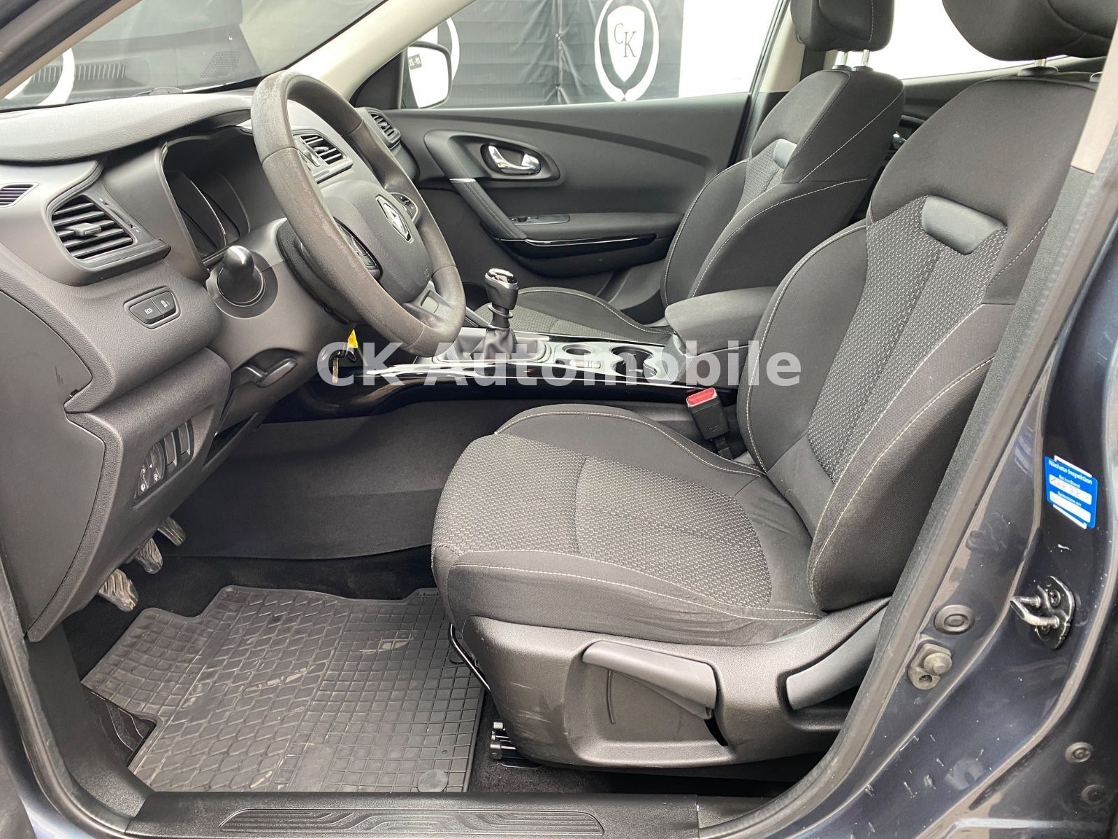 Fahrzeugabbildung Renault Kadjar Life 1.2 TCe/Klima/Tempomat/PDC/AHK