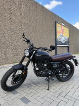 Brixton Cromwell 125 - nur 800km - Garagenmoped 