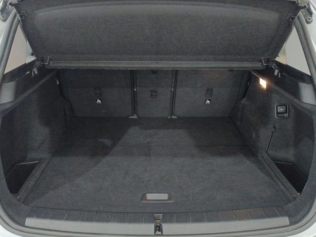 BMW X1 sDrive16d Business Advantage foto 12