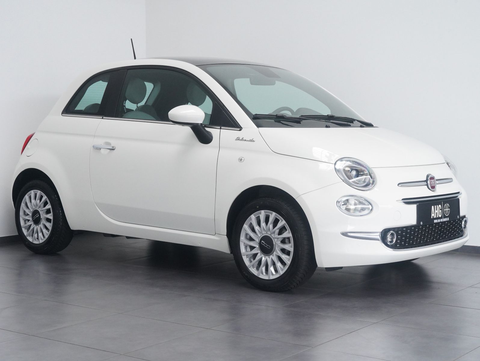 Fahrzeugabbildung Fiat 500 1.0 Mild Hybrid Dolcevita PANORAMA