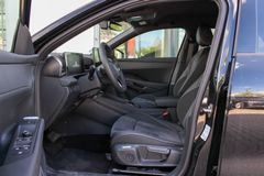 VW T-Roc 1.5 Black Style / DISCOVER/ 18"/ CARPLAY VW T-Roc 1.5 Black Style / DISCOVER/ 18"/ CARPLAY