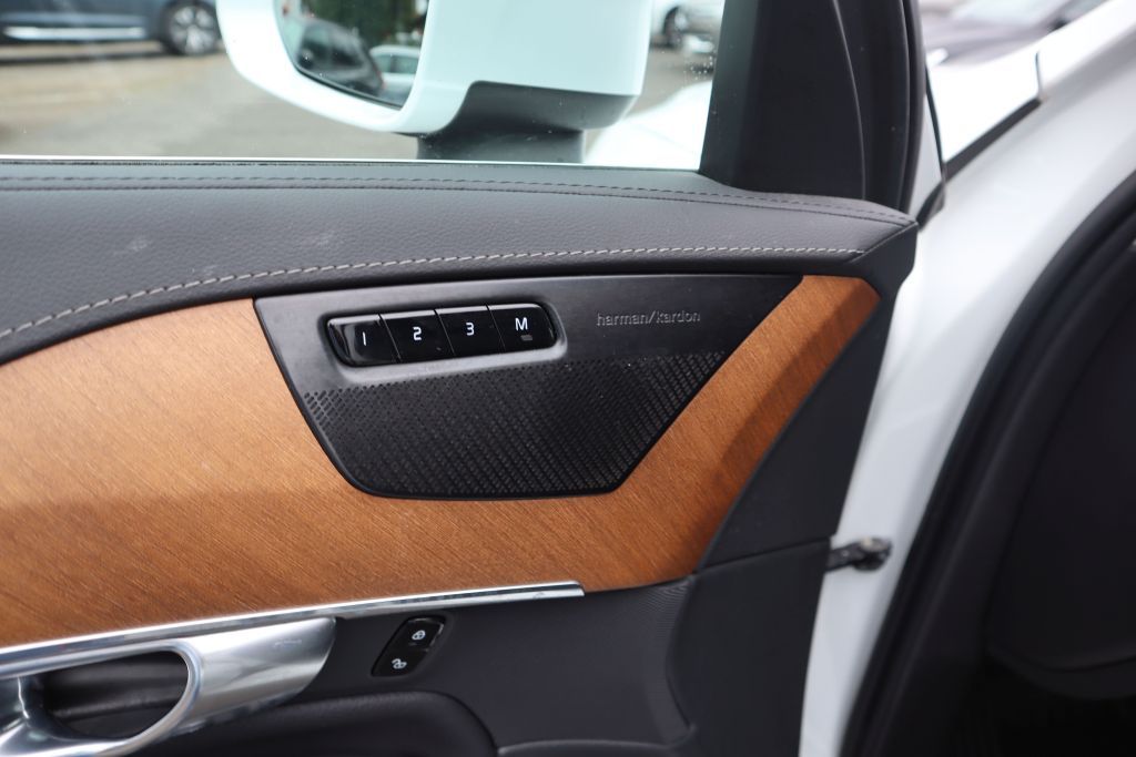 Volvo XC90 T8 AWD Recharge Geartronic Inscription|NAVI foto 20