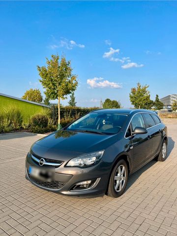 Opel Astra J 1.6 CDTI