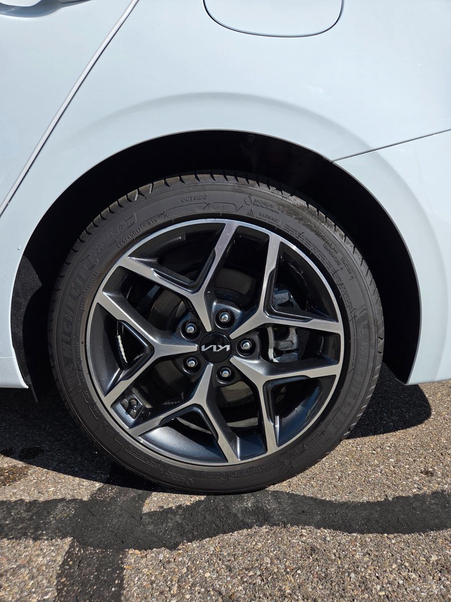 Kia cee'd Sportswagon 1.5 T-GDI DCT Vision Sport...