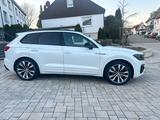 Volkswagen Touareg 3.0 R line/BlackStyle/MatrixLED/Pano/STH - Volkswagen Touareg: Black