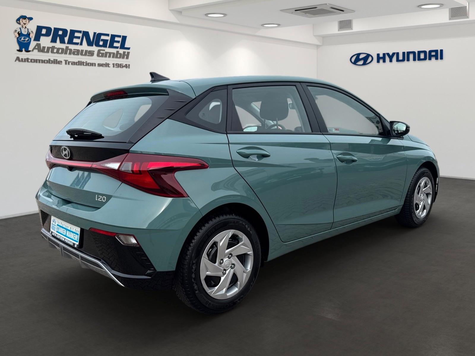 Hyundai i20 1.0T Select NAVI PDC KAMERA DAB APP